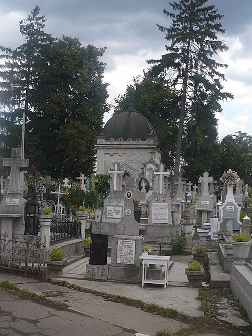 Eternitatea Cemetery