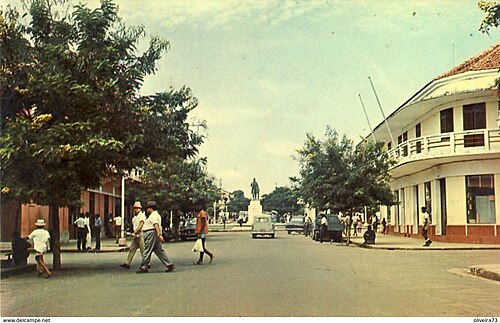 Avenida Domingos Ramos