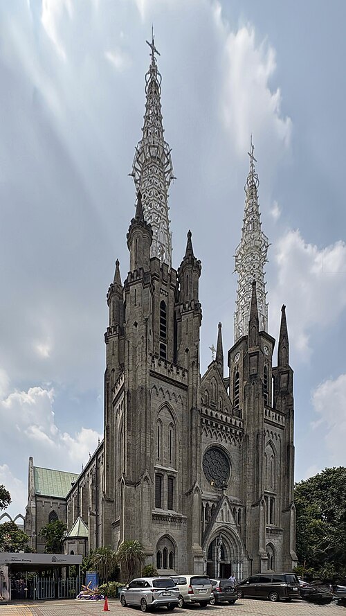 雅加达圣母升天主教座堂