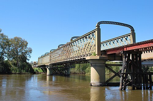Murray River railway bridge
