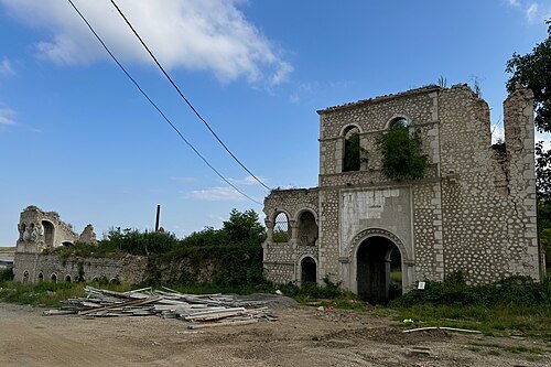 Hajigulular Palace (Hacı Quluların mülkü)