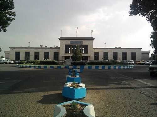 Qazvin railway station