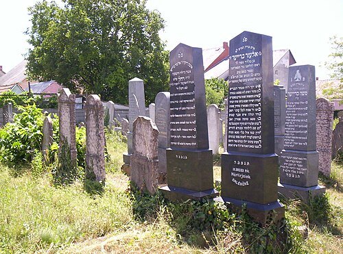 Jewish cemeteries in Pápa