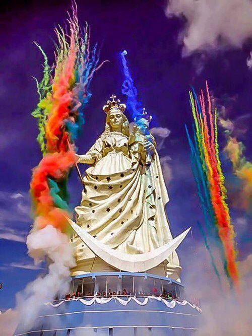 Monumento a la Virgen Candelaria