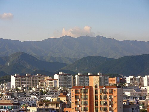 八公山