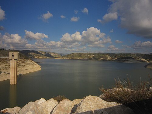 Asprokremmos Dam