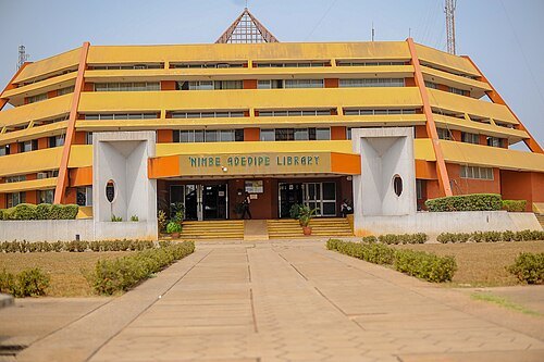 'Nimbe Adedipe Library