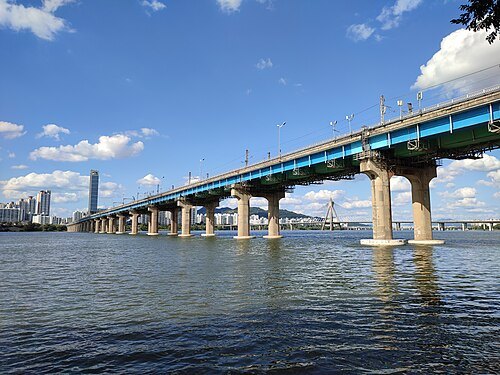 蠶室鐵橋