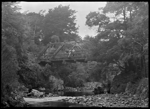 Mangaroa River