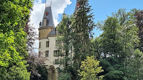 Meysembourg Castle
