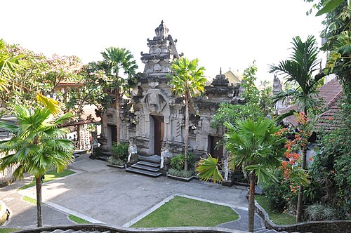 Puri Lukisan Museum