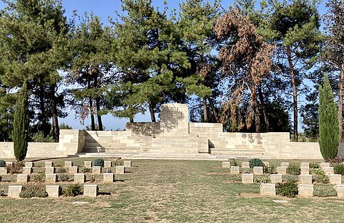 Redoubt Cemetery