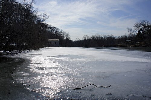 Lake Roland Park