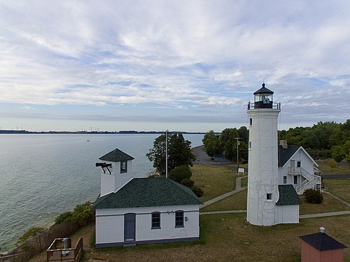 Tibbetts Point Light