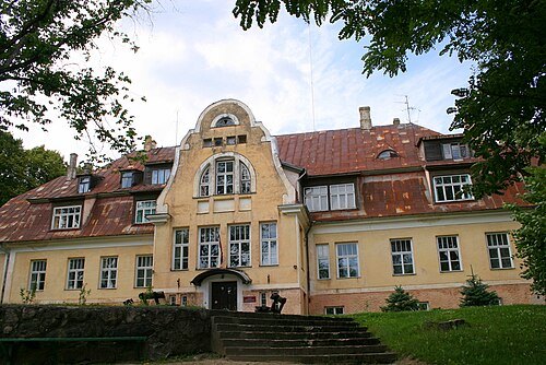 Vecbebri Manor