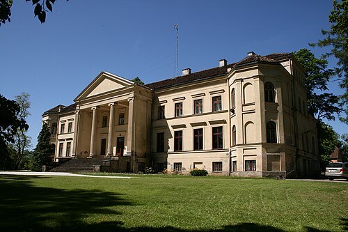 Īvande manor house