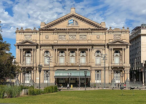 Colón Theater
