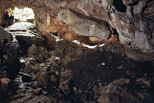 Lumentza cave