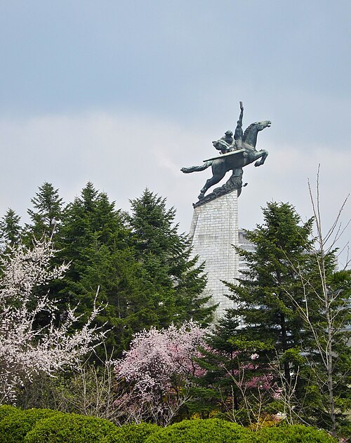 Chollima Statue