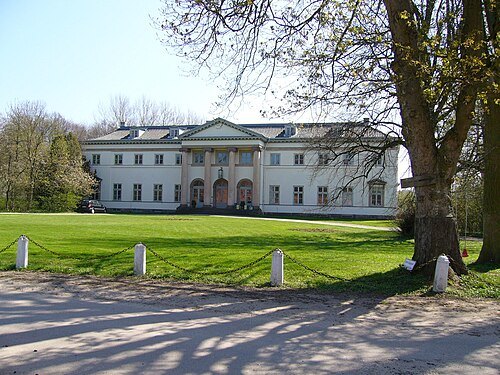 Knoop Manor